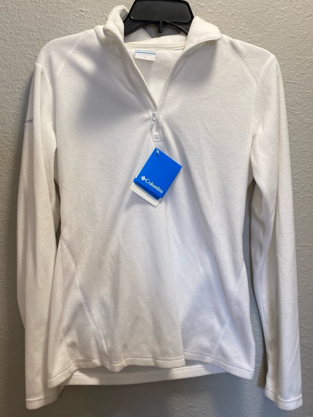 Columbia White Half-Zip Fleece Pullover. NWT. Womens medium
